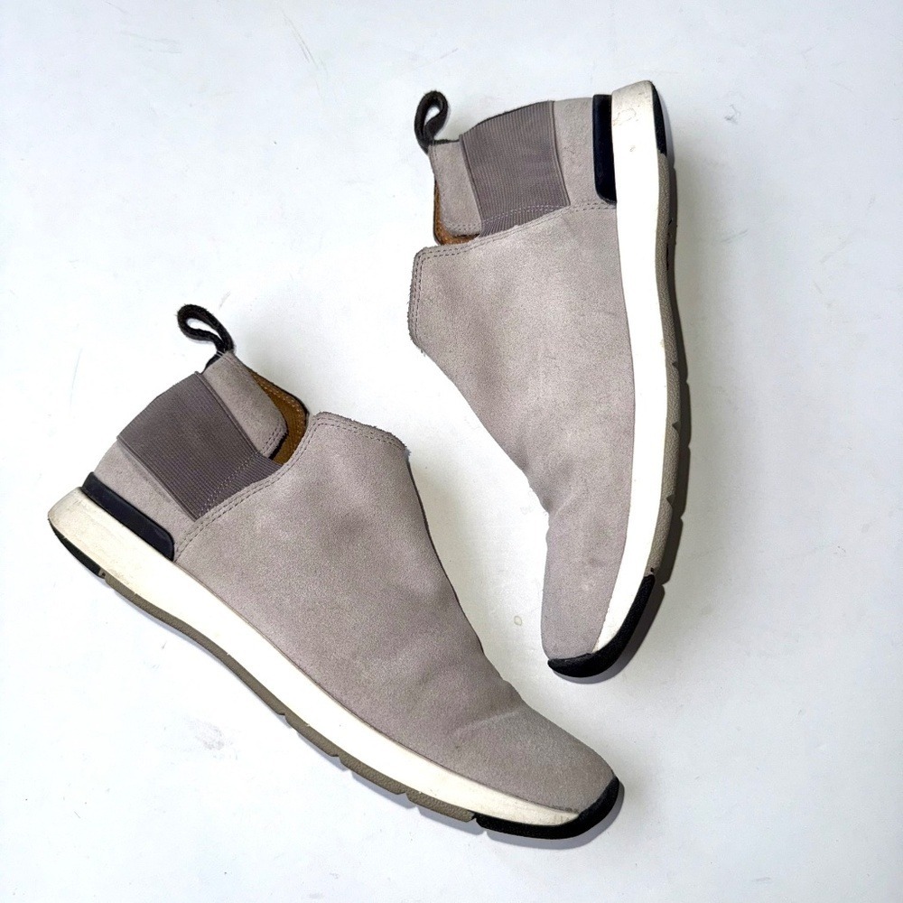 VIONIC Womens 7 Light Gray Suede Pull On Casual High Top Sneaker Boots Shoes J1 - Picture 1 of 7